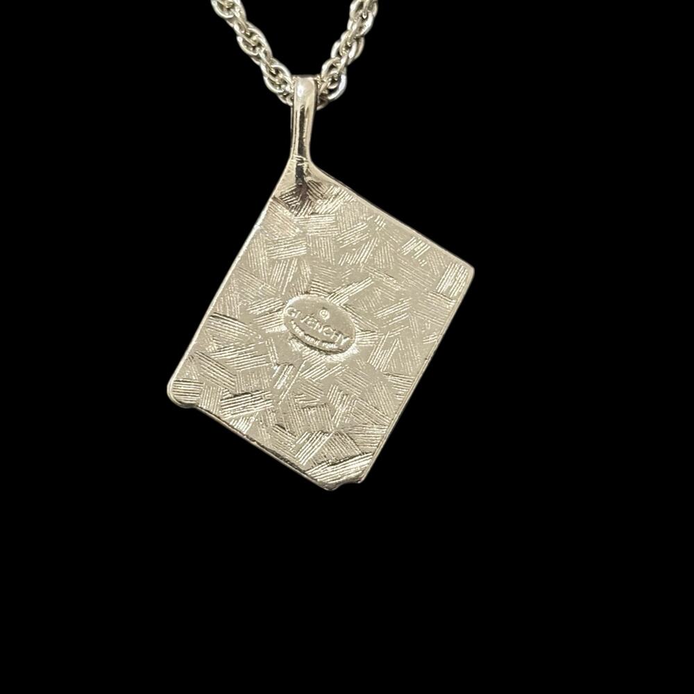 Vintage Givenchy 4G Logo Pendant Necklace Gold Tone Rope Chain Stamped 16.3" - Picture 3 of 6